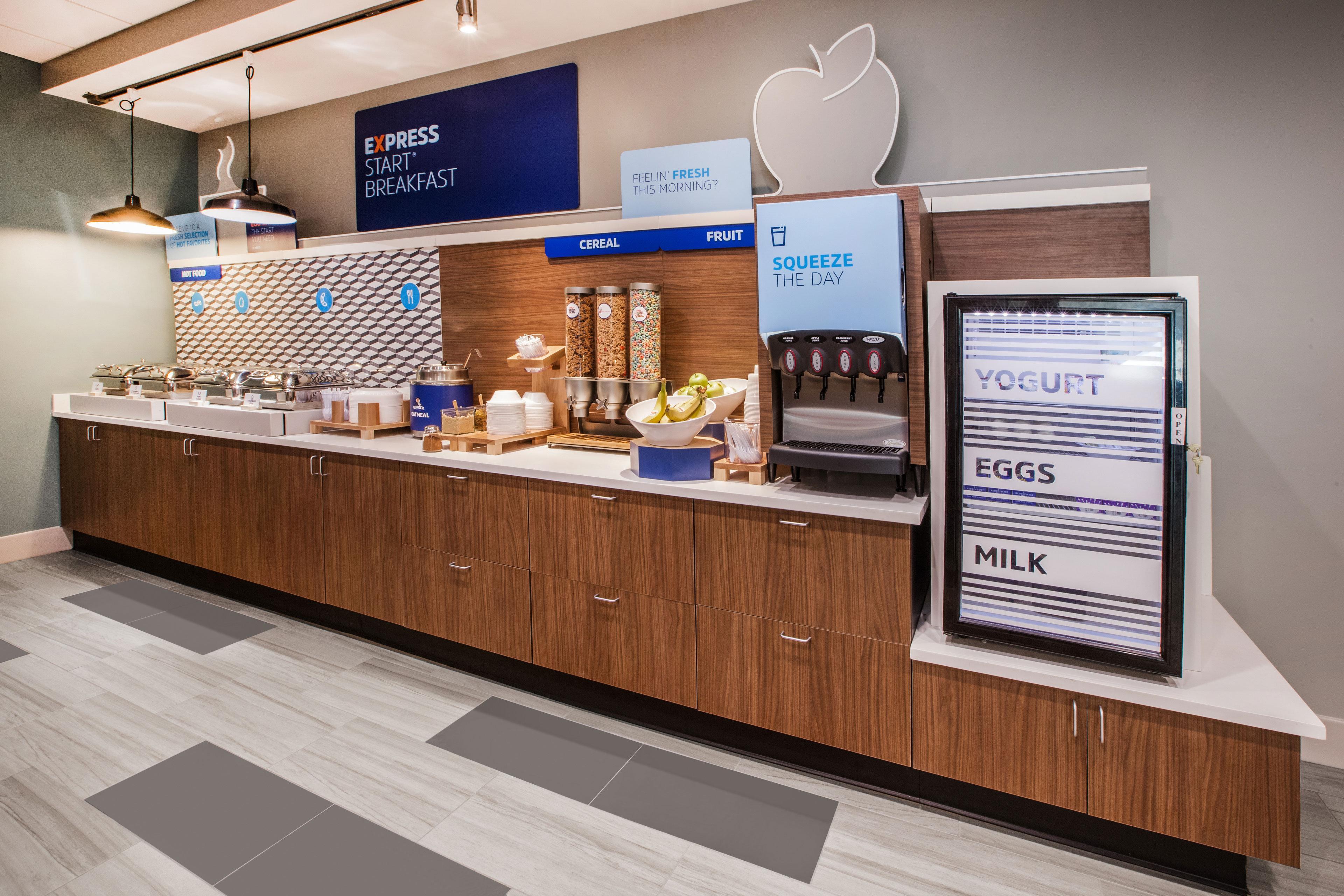 Hotel Express & - Lanier Area By Ihg