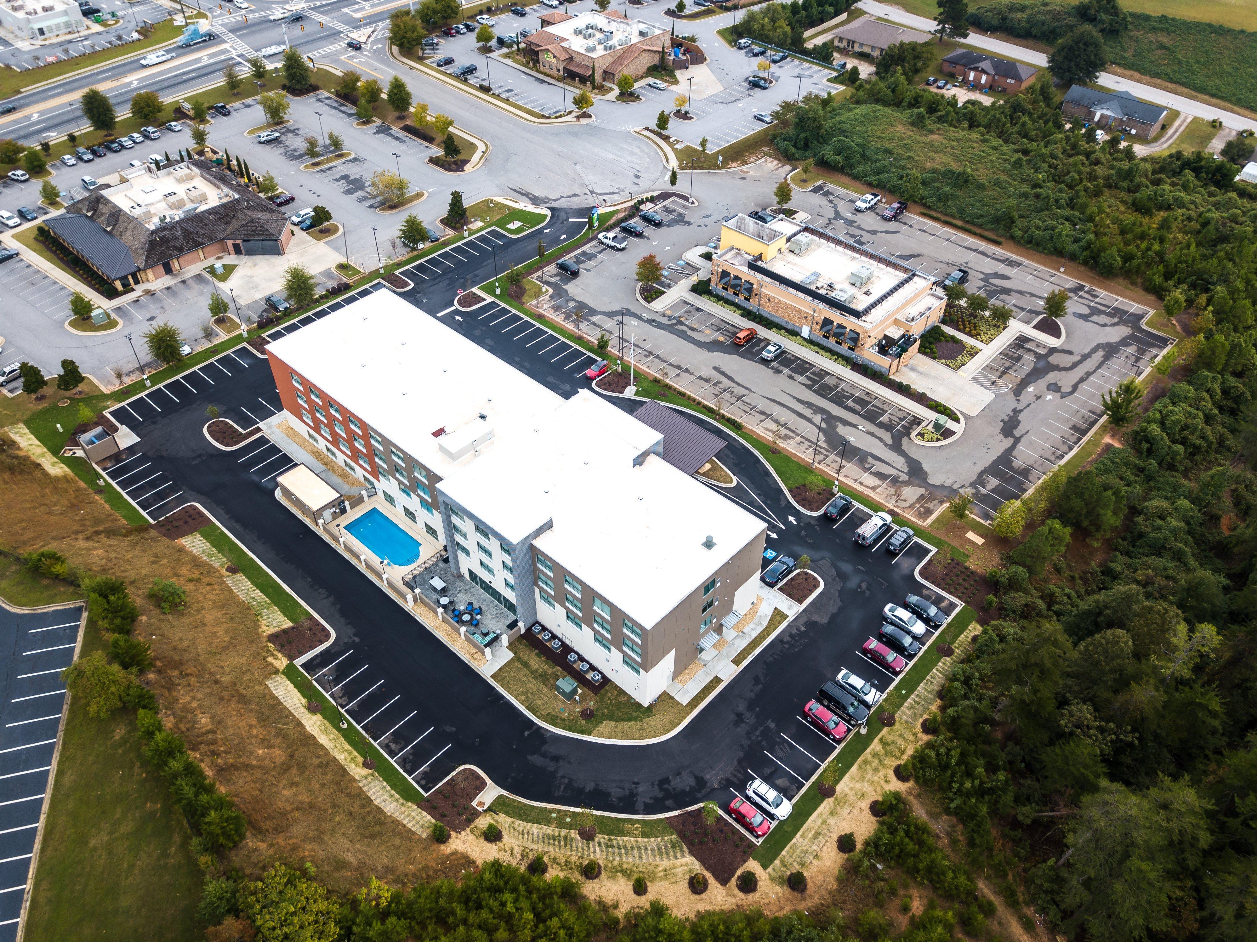 Express & - Lanier Area By Ihg Gainesville
